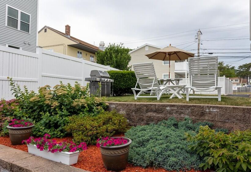 The Gull Oceanside Inn & Motel