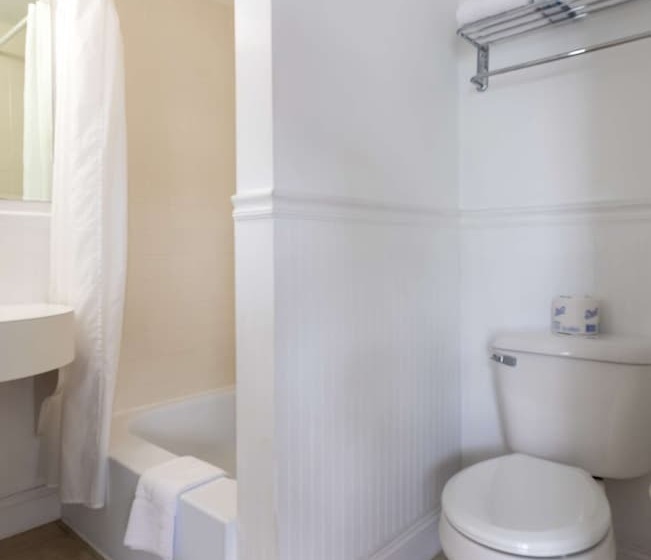 The Gull Oceanside Inn & Motel