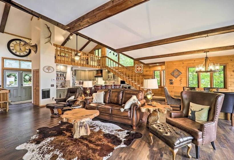 1/2 Mi To Ski: Spacious Home In Beech Mountain