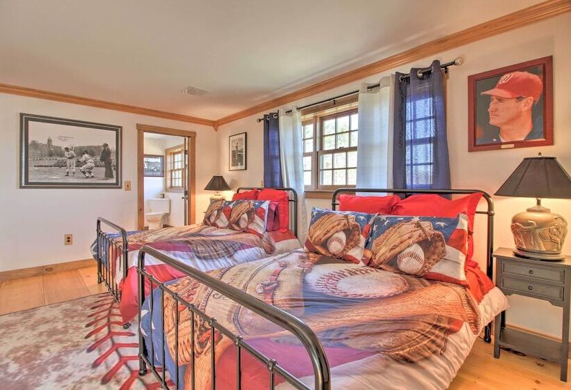 Timeless Red Sox Retreat W/ Scenic Mountain Views!
