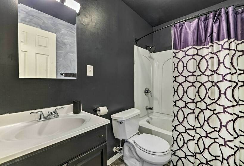 Tobyhanna House W/ Fire Pit + Game Room