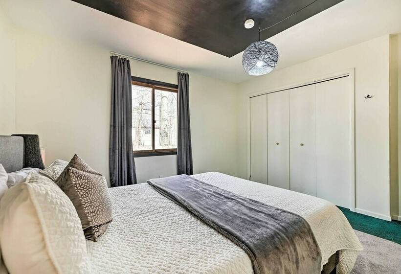 Tobyhanna House W/ Fire Pit + Game Room