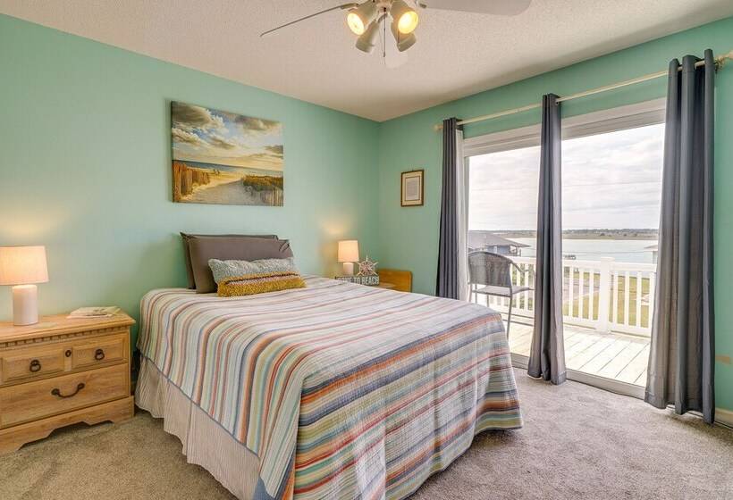 Topsail Beach Vacation Rental: Steps To Shore!