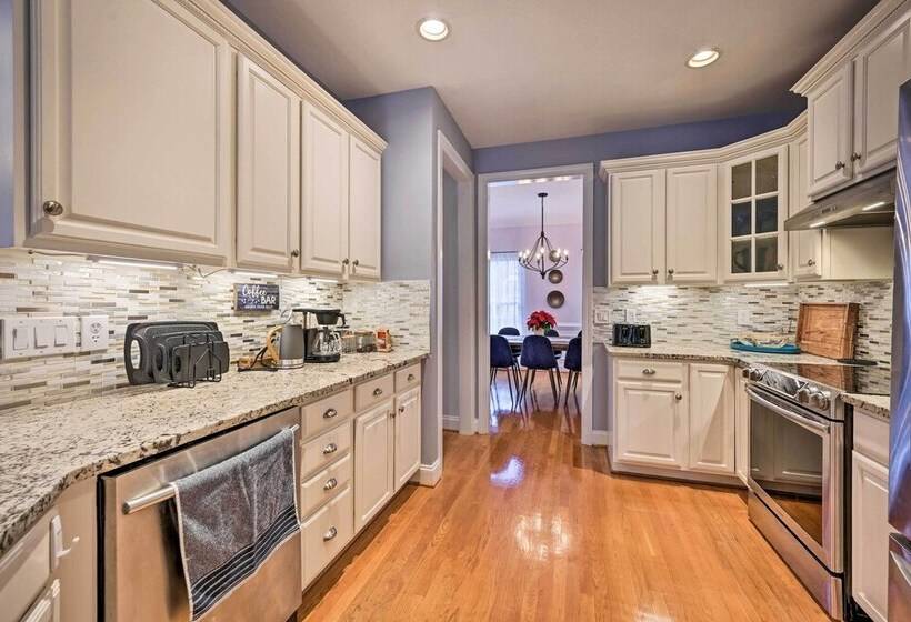 Tranquil Greensboro Home W/ Fire Pit!