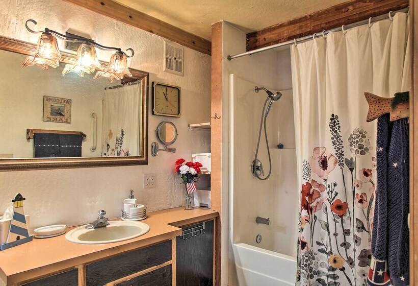 Tranquility  Float House On Lk Pend Oreille