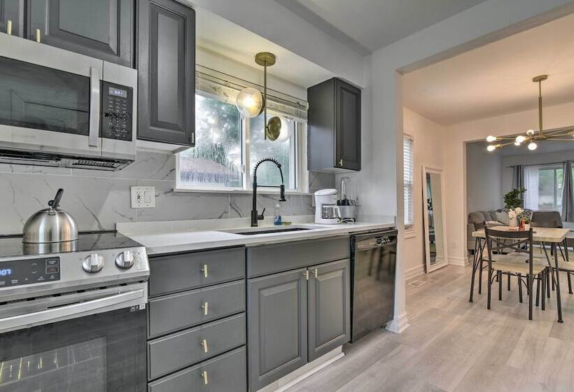 Trendy Birmingham House W/ Laundry Amenities!