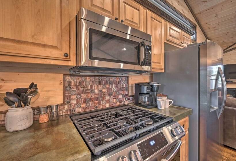 Updated Cabin W/ Fire Pit: 2 Mi To Utv & Hike