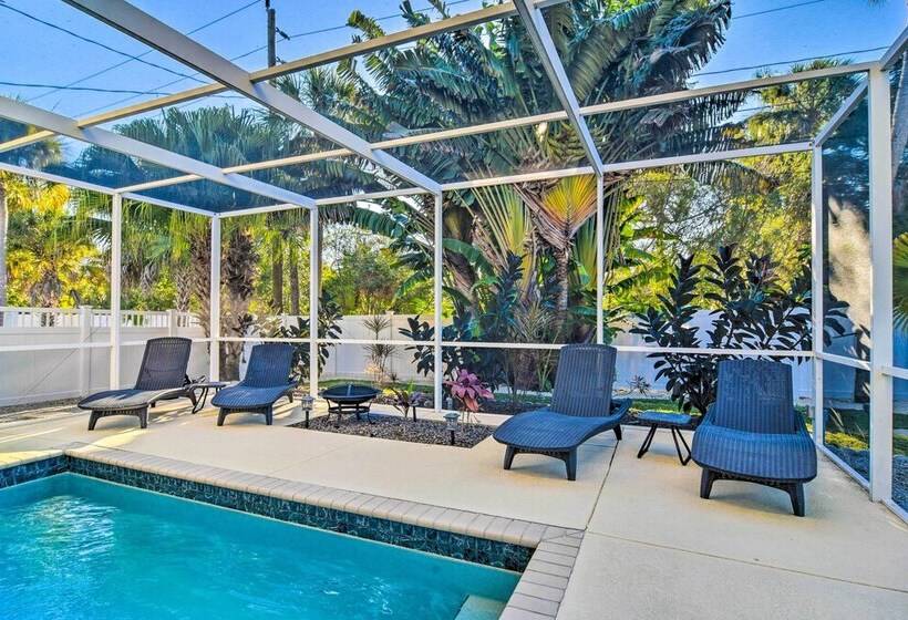 Anna Maria Island Home W/ Pool, Walk To Beach!