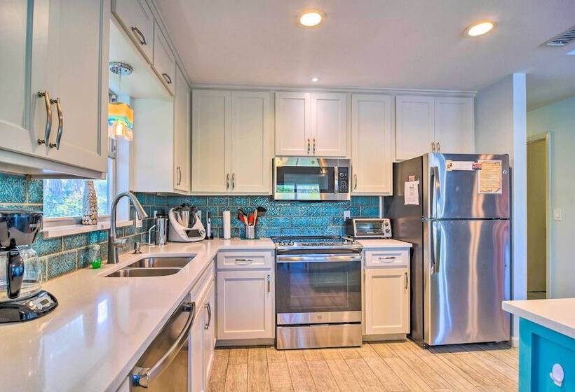 Anna Maria Island Home W/ Pool, Walk To Beach!