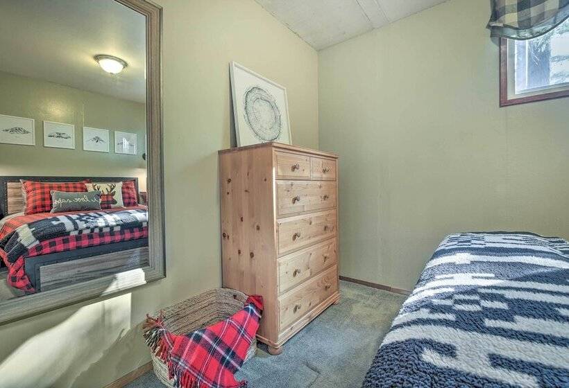 Wandering Elk  Cabin Retreat W/ Golf Access!