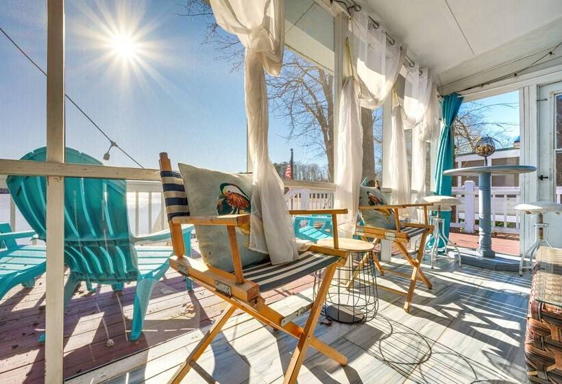 Discover Lakeside Bliss At Jackson Lake!