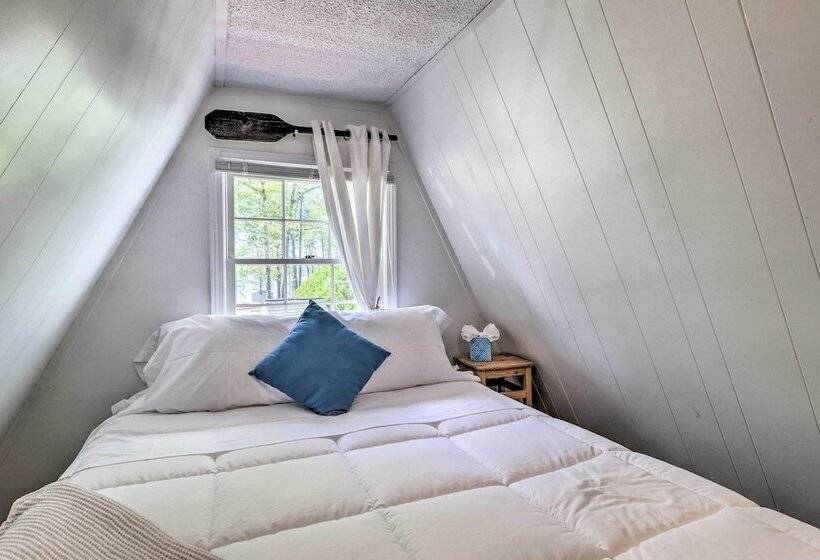 Discover Lakeside Bliss At Jackson Lake!