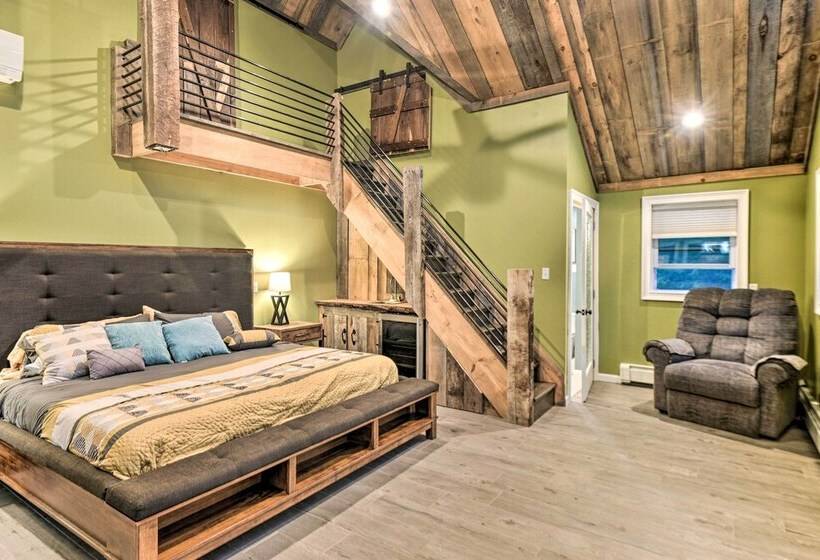 Waterfront Ashland Home ~ 2 Mi To Downtown!