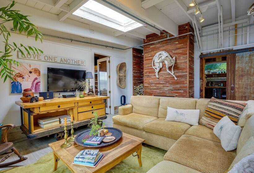 Waterfront Cottage On Tomales Bay W/ Dock & Views