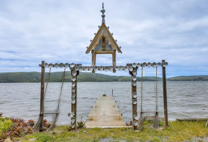 Waterfront Cottage On Tomales Bay W/ Dock & Views