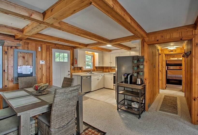 Waterfront Sebago Lake Cottage W/dock + Beach