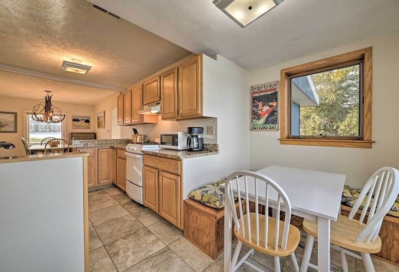 Waterfront Suttons Bay Cottage W/ Fire Pit!