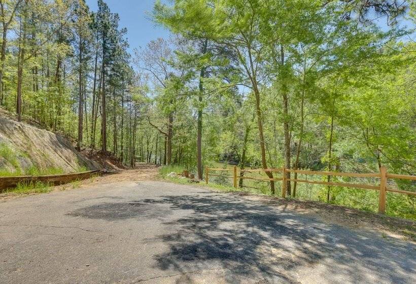 Waterfront Vacation Home On Logan Martin Lake!