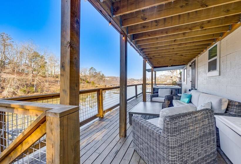 Waterfront Vacation Home On Logan Martin Lake!