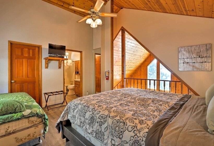 A Frame Cali Cabin W/ Unobstructed Valley Views!