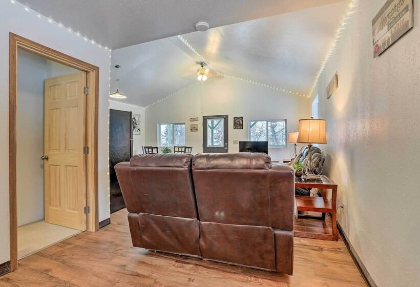 Alaskan Retreat Near Matanuska Glacier & River!