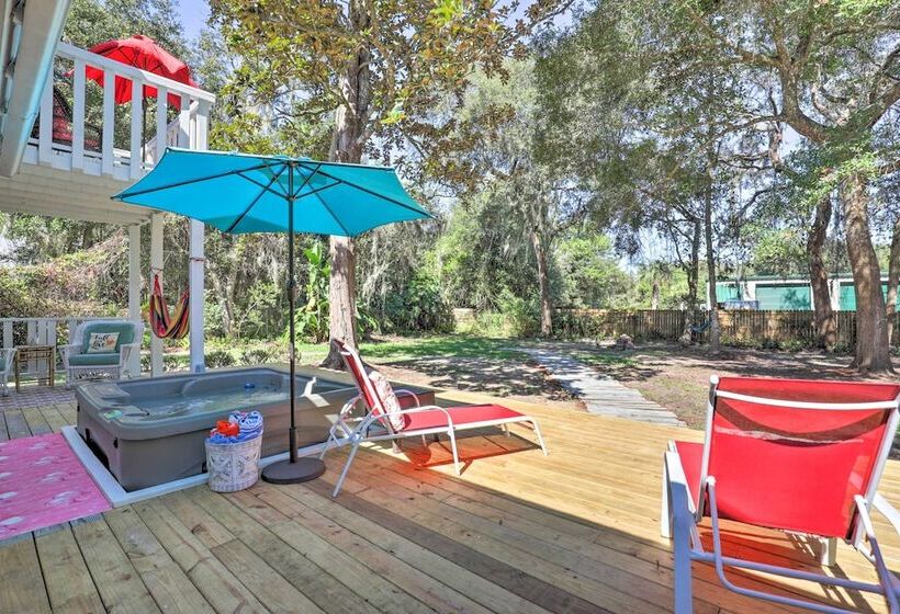 An Acre Paradise  Home W/ Hot Tub In St Augustine