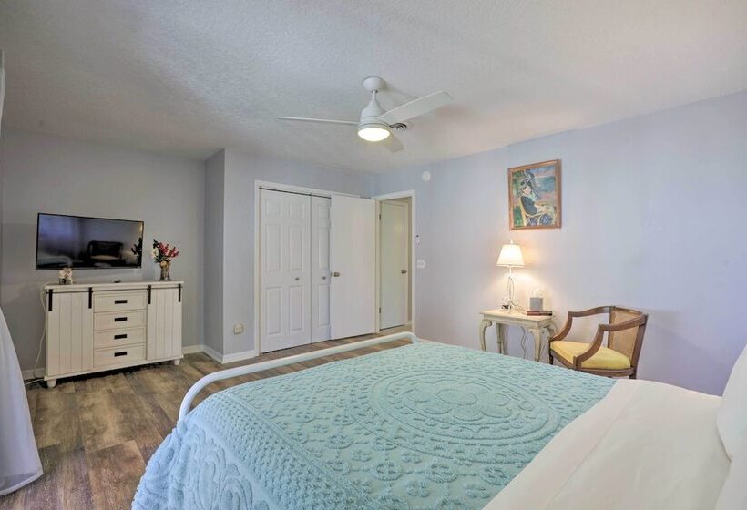 An Acre Paradise  Home W/ Hot Tub In St Augustine