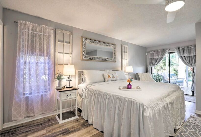 An Acre Paradise  Home W/ Hot Tub In St Augustine