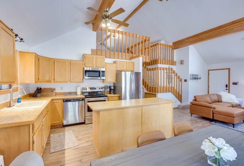 Angel Fire Retreat W/ Deck, Fire Pit: Ski & Hike!