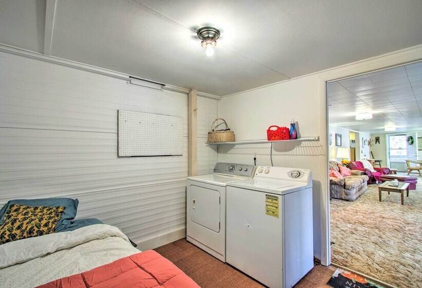 Athens Vintage Fishing Cabin On Elk River!