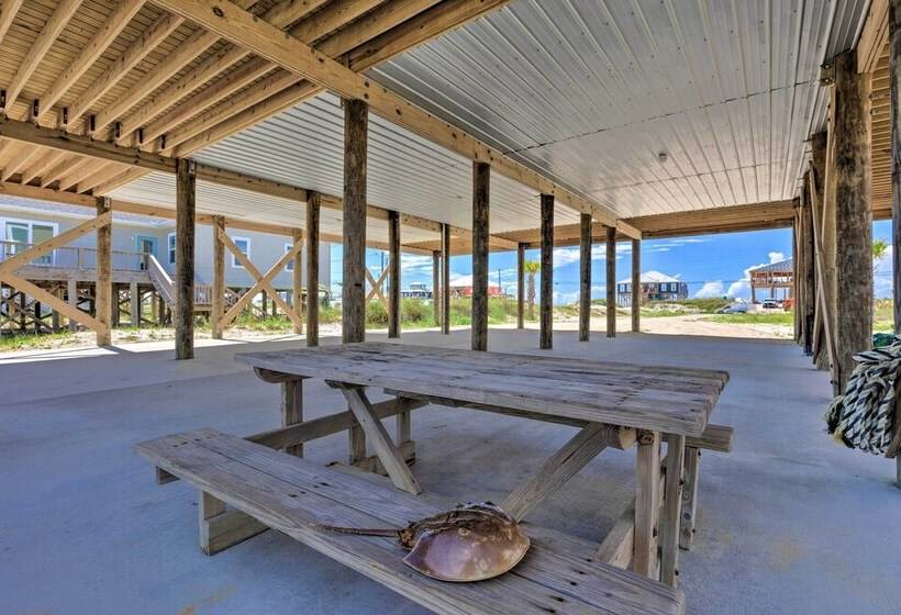 Bayfront Dauphin Island Home W/ Beach Access!