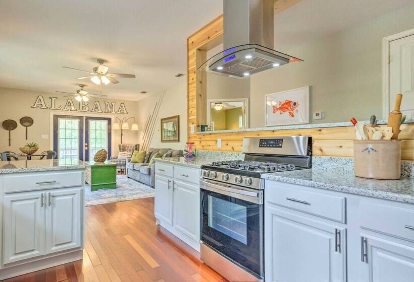 Bayou La Batre Stilted House On Snake Bayou!