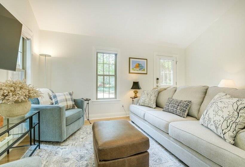 Beautiful Raleigh Cottage Rental: 5 Mi To Downtown