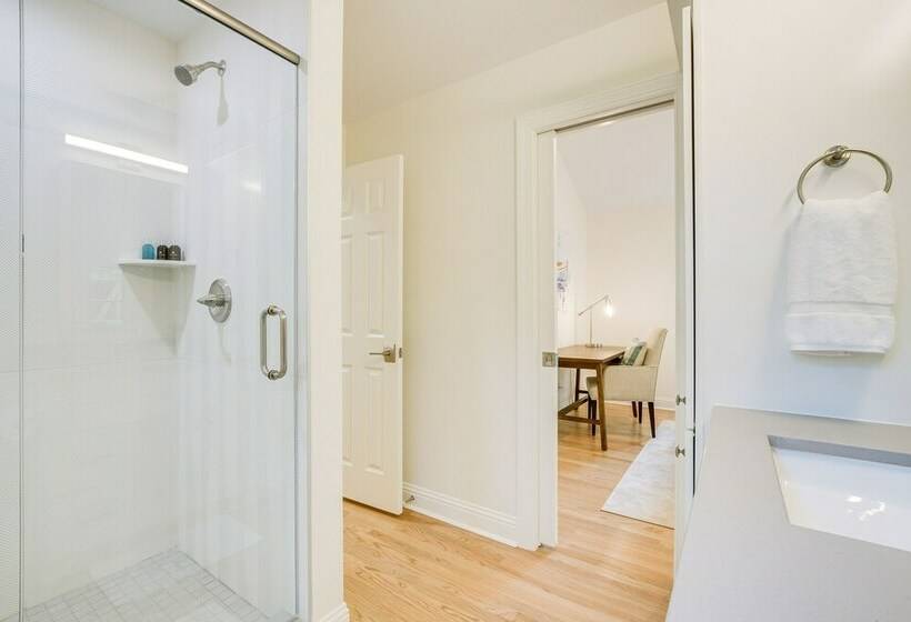 Beautiful Raleigh Cottage Rental: 5 Mi To Downtown