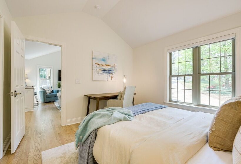 Beautiful Raleigh Cottage Rental: 5 Mi To Downtown