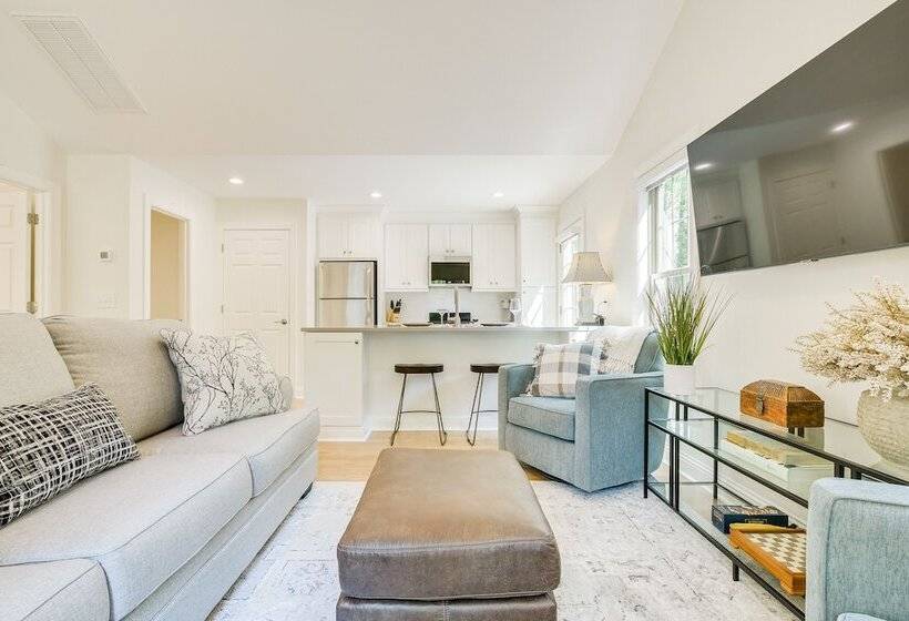 Beautiful Raleigh Cottage Rental: 5 Mi To Downtown