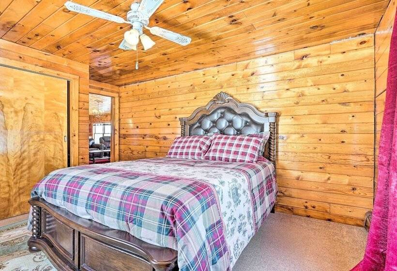 Bemus Point Retreat ~ 3 Mi To Chautauqua Lake