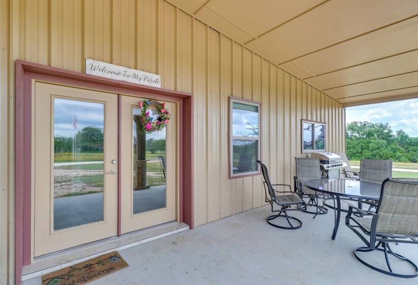 Bertram Ranch Property W/ Patio & Gas Grill!