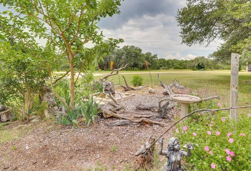 Bertram Ranch Property W/ Patio & Gas Grill!