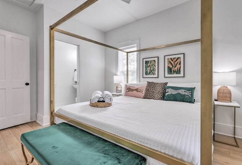 Beverly Bungalow; Easy Walk To Seagrove Beach