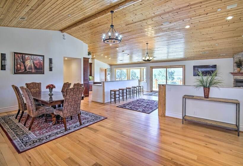 Mountain View Home In Big Bear W/ Wraparound Deck