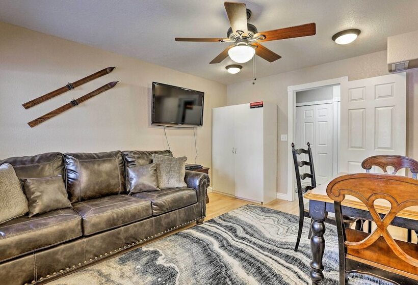 Breckenridge Home W/ Hot Tub: 3 Mi To Skiing!