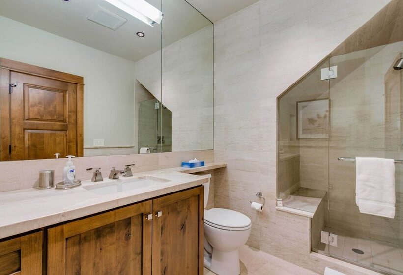 Breckenridge House W/ Spa < 1 Mi Walk To Ski Lift!