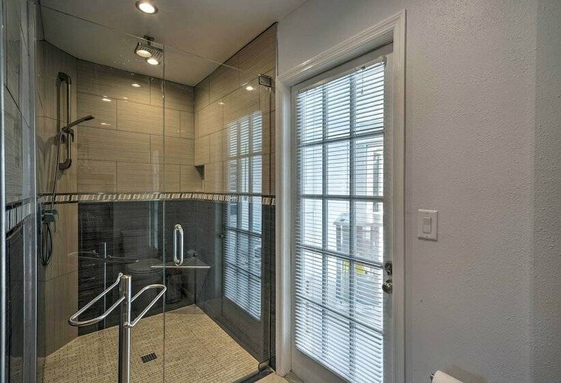 Game Room, Lanai & Pool: Breezy Cape Coral House!