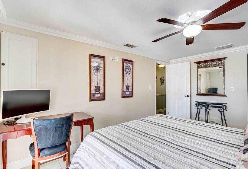 Breezy Naples Home With Private Outdoor Pool!