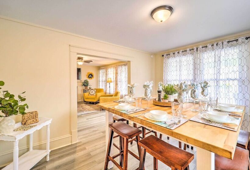 Bright Boone Home: Walk To Appalachian State!