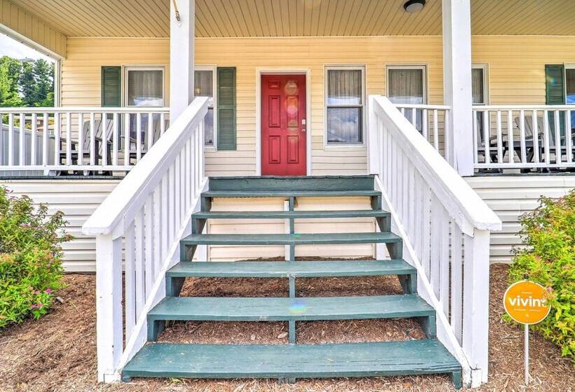 Bright Boone Home: Walk To Appalachian State!