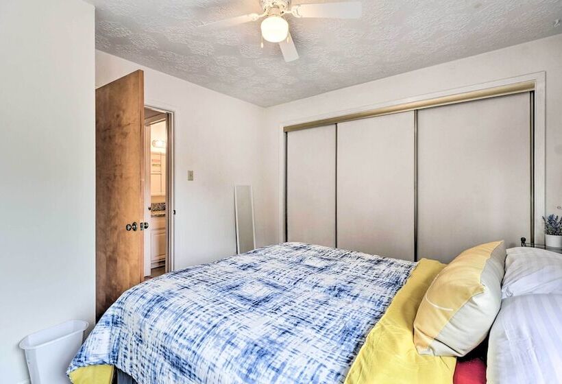 Bryan Home W/ Deck & Yard ~ 4 Mi To Texas A & M!