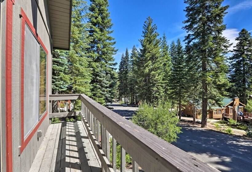 North Lake Tahoe Cabin: 4 Mi To The Beach!