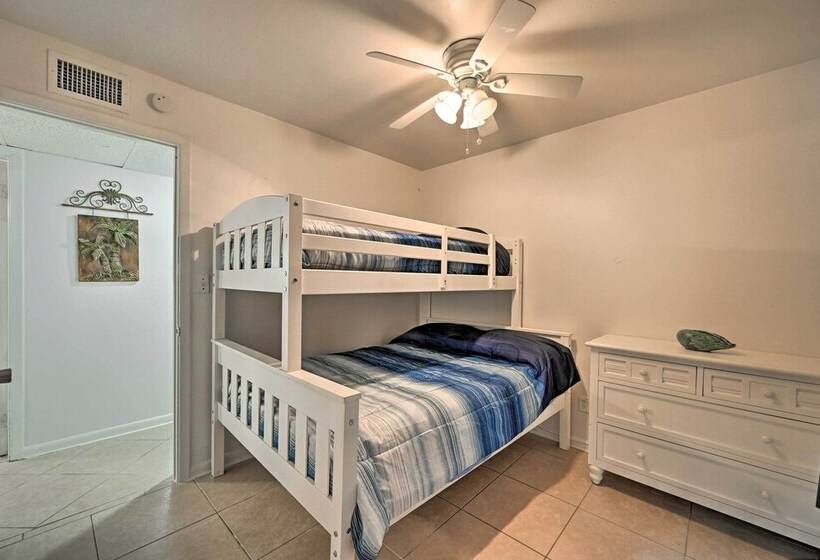 Bright Naples Home   4 Mi To Botanic Gardens!